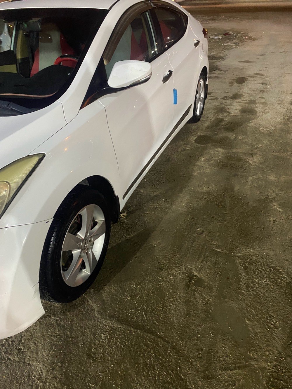 الانترا موديل 2012 خليجي
محرك 1800
مكفول من تبديل وضربة اي نقص ما بيهة 
مكاني بغداد الزعفرانية 