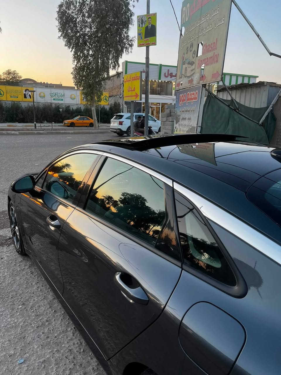 ‏-
‏
‏2022  KIA K5, EX 
‏
‏
‏
‏
‏ضرر قطعة وحده جاملغ امامي تبديل بدون دواخل او شواصي 
‏
‏•المواصفات :
‏
‏▪️السيارة: #كيا K5 EX 
‏
‏▪️الموديل: 2022
‏
‏المحرك: 1.6L توربو (اربعة سلندر)
‏
‏▪️العداد: 83 الف كم 
‏
‏▪️حجم الويل: ويل كب حجم 19 
‏
‏▪️لايتات زينون اربع عدسات مع حاجب LED مع اشارة LED
‏
‏▪️بصمات عدد 2 للأبواب مع بصمة تشغيل وتشغيل عن بعد
‏
‏▪️قمارة بانوراما
‏
‏▪️نظام 5 كامرات
‏
‏▪️رادار امامي مانع تصادم
‏
‏▪️حساس امامي
‏
‏▪️حساس خلفي
‏
‏▪️رادار جانبي (نقاط عمياء) بالمرايا الجانبية
‏
‏▪️شاحن لاسلكي
‏
‏▪️اشاير بالمرايا الجانبية
‏
‏▪️مرايا شفط
‏
‏▪️مرايا قلاب
‏
‏▪️كامرة خلفية دوارة اصل مع الستيرن
‏
‏▪️شاشة الدشبول حجم كبير للتحكم بأيعازات السيارة
‏
‏▪️كشنات السيارة جلد lبيض
‏
‏▪️گشن ذاكرة (خزن ميموري) لكرسي السائق
‏
‏▪️تحكم فول كهرباء لكرسي السائق والراكب
‏
‏▪️تدفئة وتبريد للگشنات الأمامية
‏
‏▪️تبريد قطعتين امامي وخلفي
‏
‏▪️خمسة وضعيات للقيادة
‏
‏▪️تشغيل عن بعد
‏
‏▪️سستم صوت BOSE بواقع 12 سماعة في المركبة
‏
‏▪️سايد بريك دگمة
‏
‏▪️تحكم ستيرن جهتين بلوتوث وحاكية وكروس سرعة وتحكم صوت 
‏
‏▪️نظام ABS مانع انزلاق
‏•سياره جاهزه من مكينه وكير وحداديه تبريد بنسبه ١٠٠٪
الرقم : قادسيه معوقين  ‏
‏▪️السيارة فئة EX فول اعلى فئه 
‏
‏السعر 165   ورقة 
‏
‏للاستفسار :-
***********‏
‏
‏
‏واتساب متوفر او الاتصال عالرقم 
‏
‏الديوانية _مركز المدينة 
‏
‏
‏
