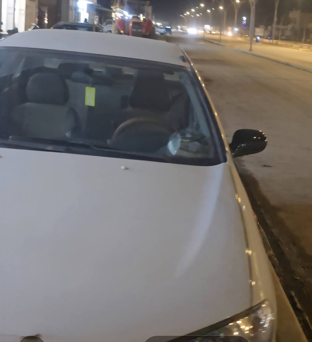 السلام عليكم
سني 2002 
رقم اربيل الدولي الجديد 
سنوية لل 2030
هزة جديدة
گير اوتماتيك
مكفولة گير ومحرك
بإسمي تحويل ثاني يوم
السيارة مصبوغة عام لأن چانت تشتغل تكسي بأربيل 
يعني چانت مصبوغة اصفر 
*********** 
سامراء 
السعر ٧٥
