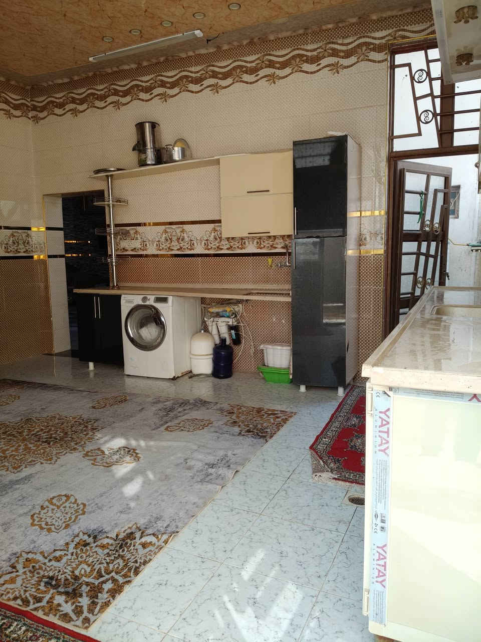 دار للبيع..رقم الدار 55446
المساحه 200م / طابو صرف بناء طابقين  صب كونكريت 5غرف
عمود 54 النداء شارع المجمعات خلف اسواق الجوهره مول البيت قريب ع شارع موقعه مميز
للاستفسار ***********
