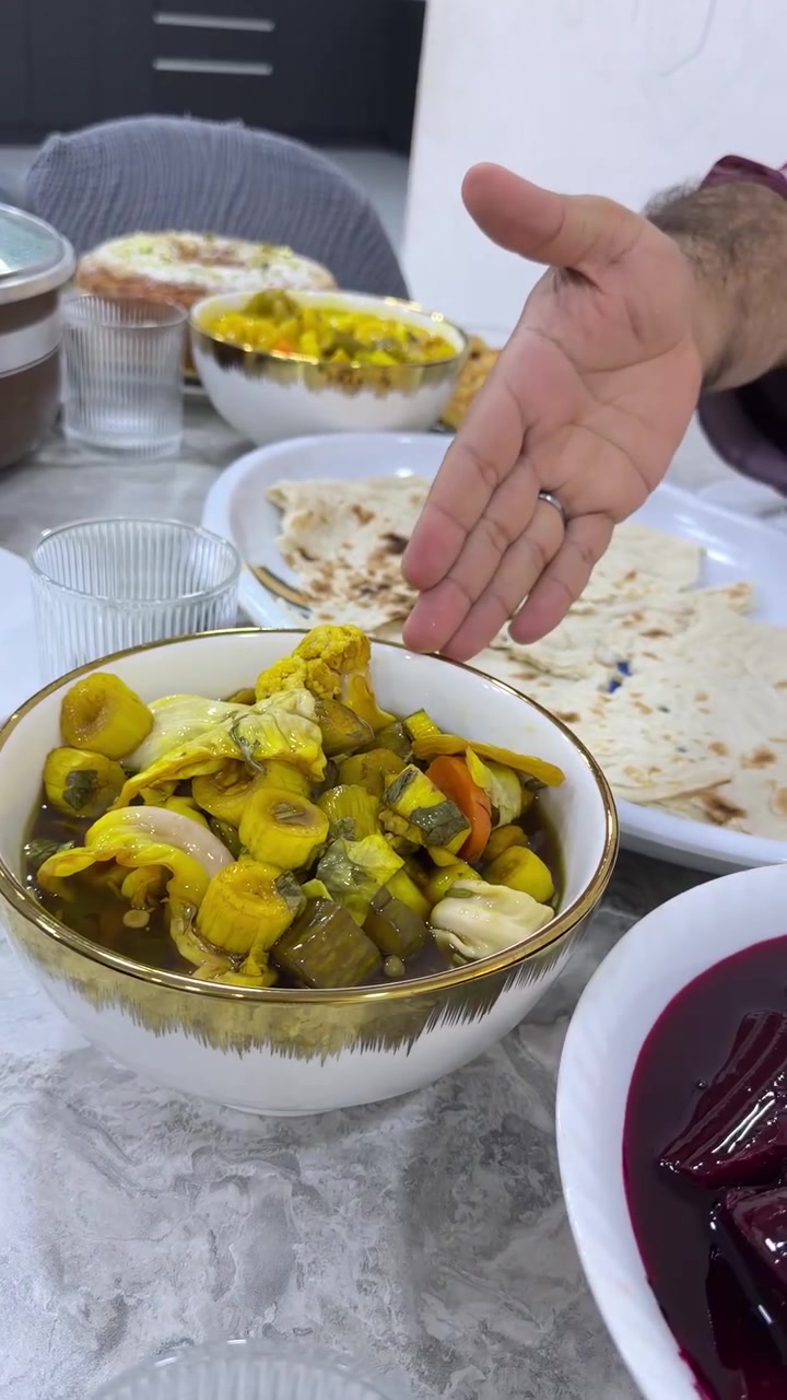 كل أنواع طرشي الي عدنه كيلو ب ٤ آلاف وتوصيل حسب مناطق كركوك للحجز ارسل رقم والعنوان أو اتصال *********** أو واتس اب
