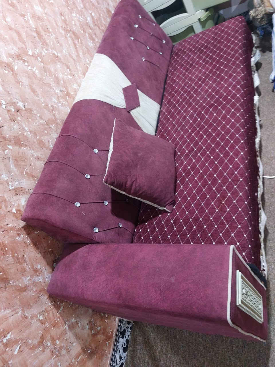 السلام عليكم تخم كامل جديده مامستعمله اهواي نضافته  100 % المكان الاسكان الصناعي سعر 250


**إذا كنت صاحب هذا الإعلان وتريد حذفه لأي سبب، رجاءا أرسل رسالة إلى الدعم الفني**