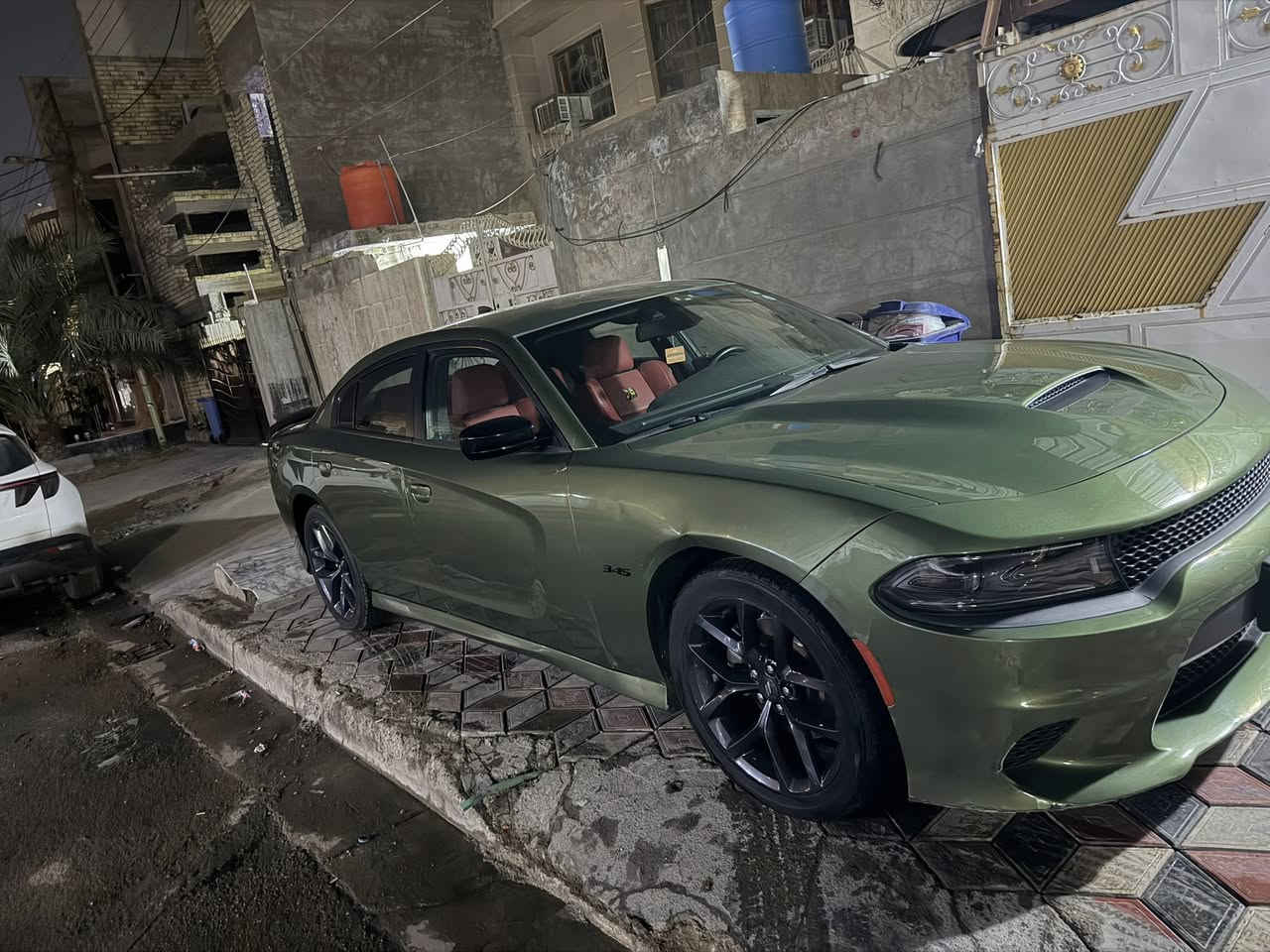 السلام عليكم جارجر 23 النداء الاخير Rt السياره على ايدي ماماشيه  السياره ب اسمي تحويل او وكاله  السياره عليه برمجه البطل ايكل تفريغ فقط عليهه اكزوز السياره واكسل قفل 23 السياره لاداخله استعراض ولا تفحيط ابد من الجامعه للبيت 
عنواني بغداد البلديات 
رقم هاتف ‭0776 374 9587‬
حادث السياره باب الصدر والجاملغ مبدلات قطع اصليه بدون اي ايرباك
