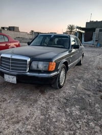 مرسيدس 300 • ١٩٨٨ • ابوغريب