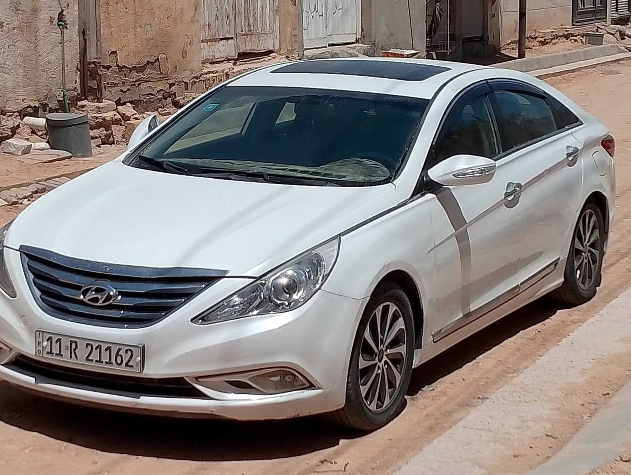 بيع اومراوس بسياره عاليه ونطي فرق سوناتا موديل 2013 امريكي حادثهه جاملخ وبنيد وبيه صبغ مكانات سياره فول مواصفات المتد رقم الهاتف *********** سياره بسمي
