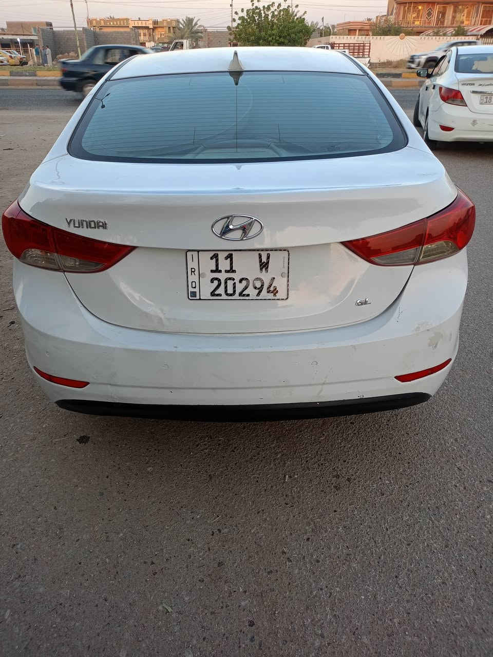 السلام عليكم للبيع انتره 2012خليجي محرك 1800صبغ عام سبب تحويلها تكسي ورجعت ابيض ع بلاد  سنويه بسمي ***********
