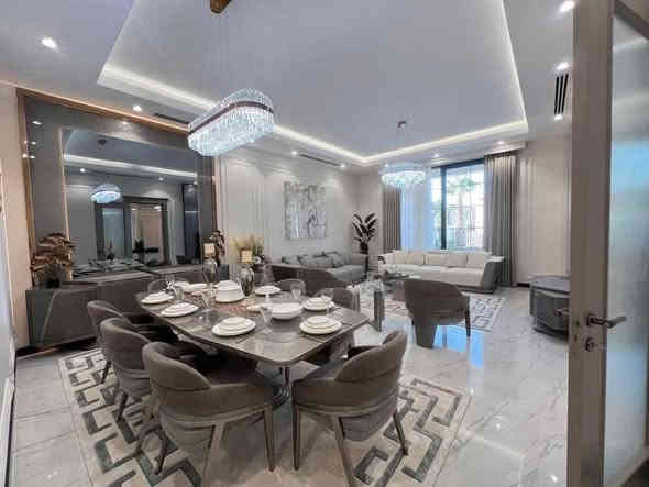 #اربيل_گاردن_بمقدمه50%

احصل على فرصة للعيش بشكل مريح وصحي لك ولعائلتك في أربيل گاردن ، المبنية على إبداعات مختلفة تطل على المنطقة الخضراء الشاسعة

يشمل مساحة واسعة من المساحات الخضراء.
▪️طريقة الدفع:
%50 المقدمة.
%50 استلام.

▪️المساحات متوفرة في هذا المشروع:
(455م , 525م ).

ووجود خدمات مثل شوفاز ونظام التبريد وبناء فلل بالطوب والمياه والكهرباء والأمن وخدمات الإصلاح المستمر ونظام التحكم الآلي في الري ونظام خدمة الإنترنت.

📍يقع المشروع على طريق مصيف صلاح الدين(بيرمام) وشارع 100م.

*********** واتسئاب

*********** واتسئاب
