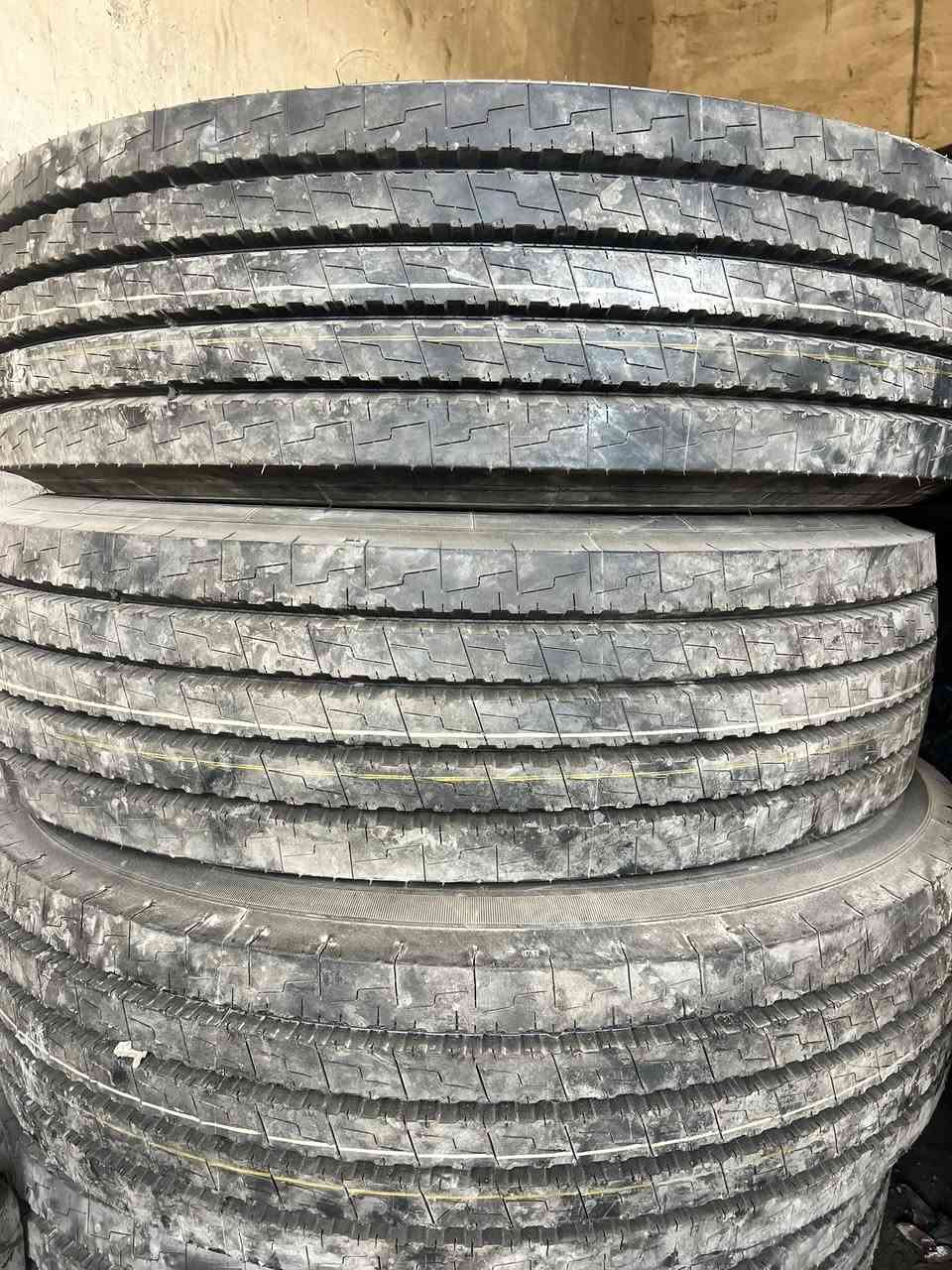 سلام عليكم 
يوجدتايرات ثقيله 315/80/22.5
العنوان الفلكه الفرسان 
باداره شويش العبيدي 
رقم***********

