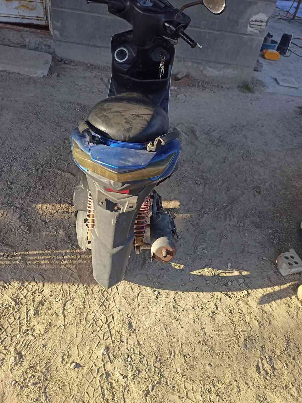 السلام عليكم
للبيع سكنز لد موديل 2017 شغاله نكره سلف يرادلها ترتيب شويه سعر بلاش ب400 وبيها مجال حك الجيه
*********** مكاني مسيب
