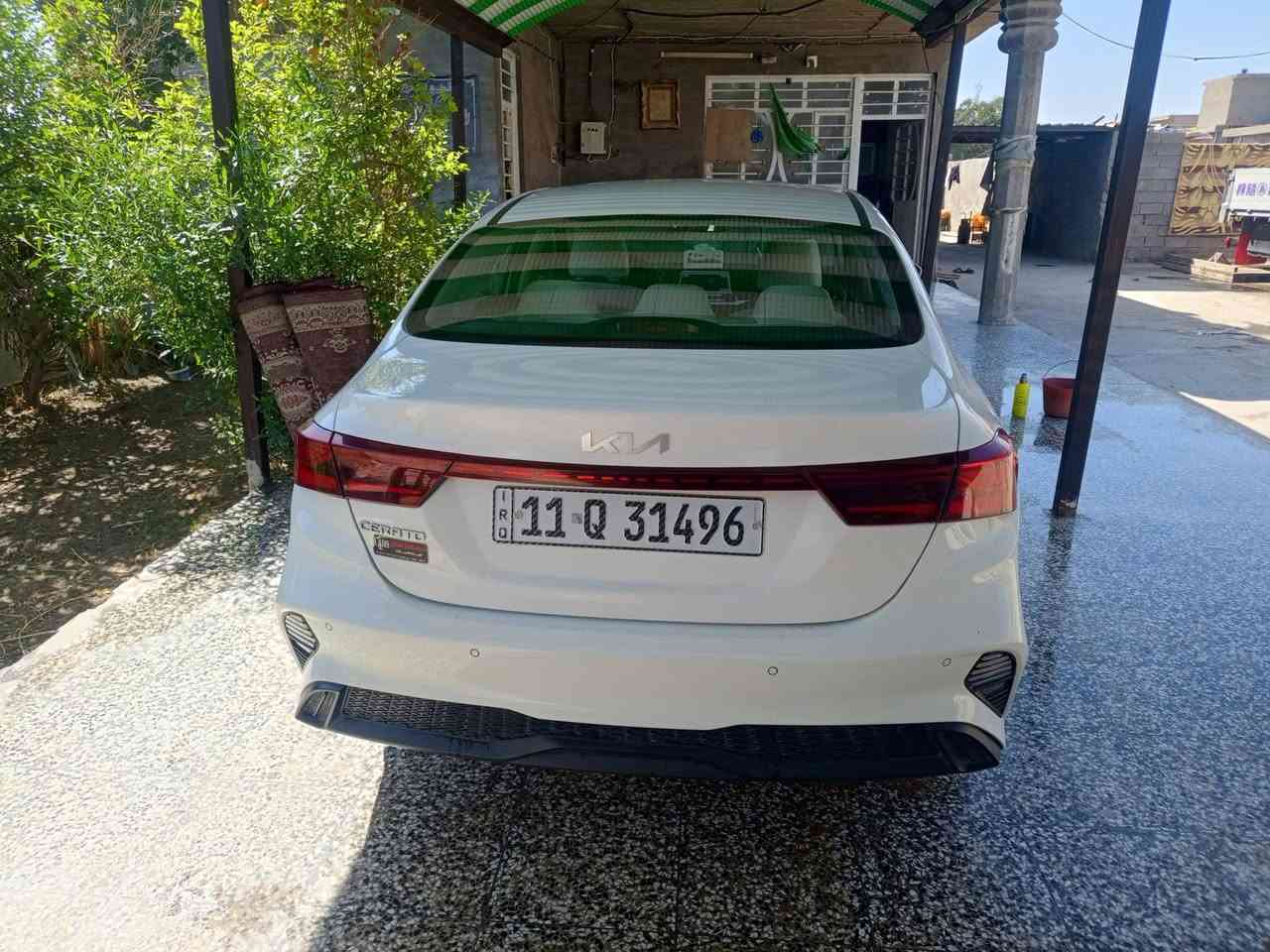 السلام عليكم للبيع كيه سيراتو 2024 مكينه 2000 ماشيه 21الف مكفوله كفاله عامه مابيها ايملاحضه مكاني بغداد ***********
