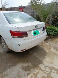 بيوايدي موديل 2013 السياره حلوه وغرفتها جديده عل لبلاد السياره مطلوبه ...