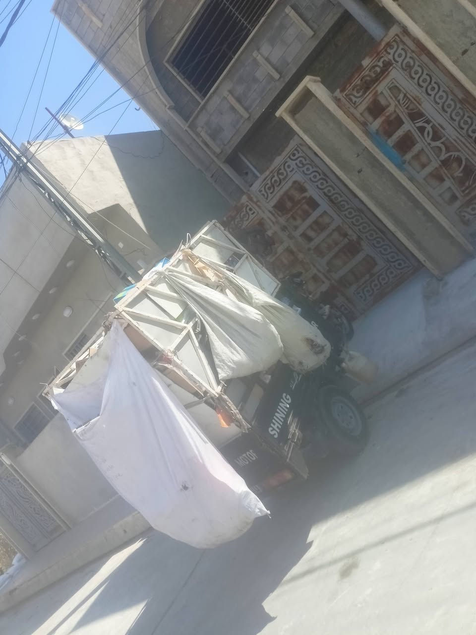 للبيع شاسي محرك شرط محرك جديد شديتو 2025 موديل الستوته 2019 بيها خيسانت بل بودي شي قليل السعر مليون وميه تواصل خاص ***********
