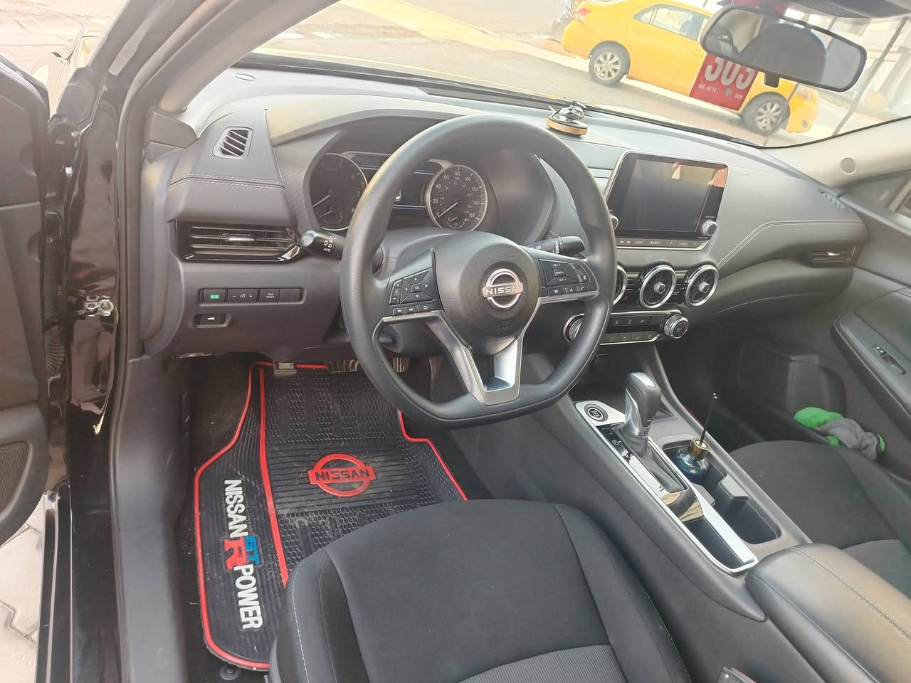 سلام عليكم نيسان سنترا موديل 2023مواصفاتSVبيها بس بونيت صبوخ شرط بدون دواخل سنويه جديد لحد ٣٠ اربع طايرات جديد صدر جديد تبريد ثلج سياره ماشاء الله حيل حلوه حته رصعه مابي كير محرك بشرط سعر ١٣٧ بيها مجال مكاني كركوك رقم تلفون *********** اسيا وكورك ***********
