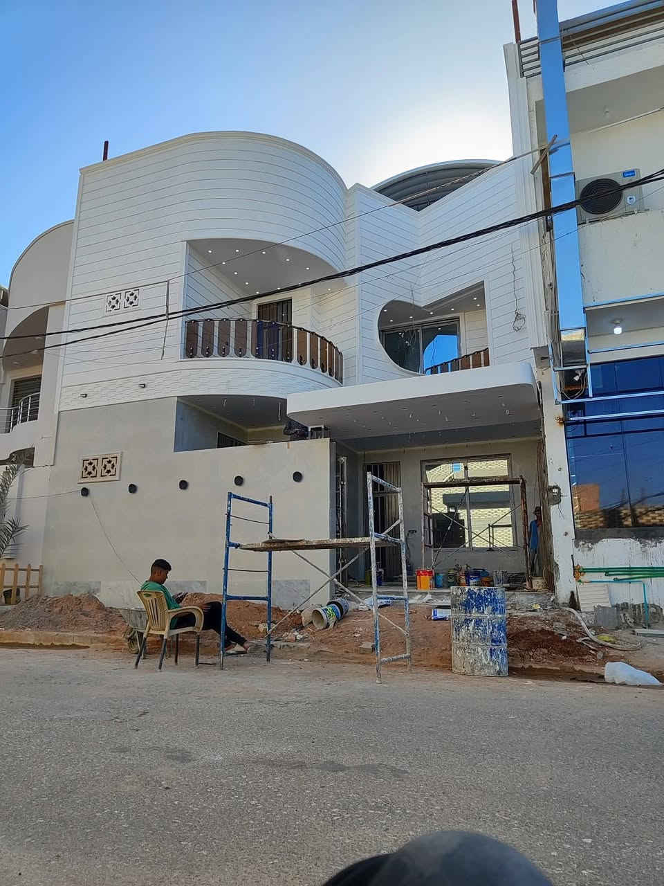 ♦️. الكافة الصباغ والديكورات اقصاد او نقد كلشي متوفر. ♦
عنوان #النجف استفسار اتصل ***********
