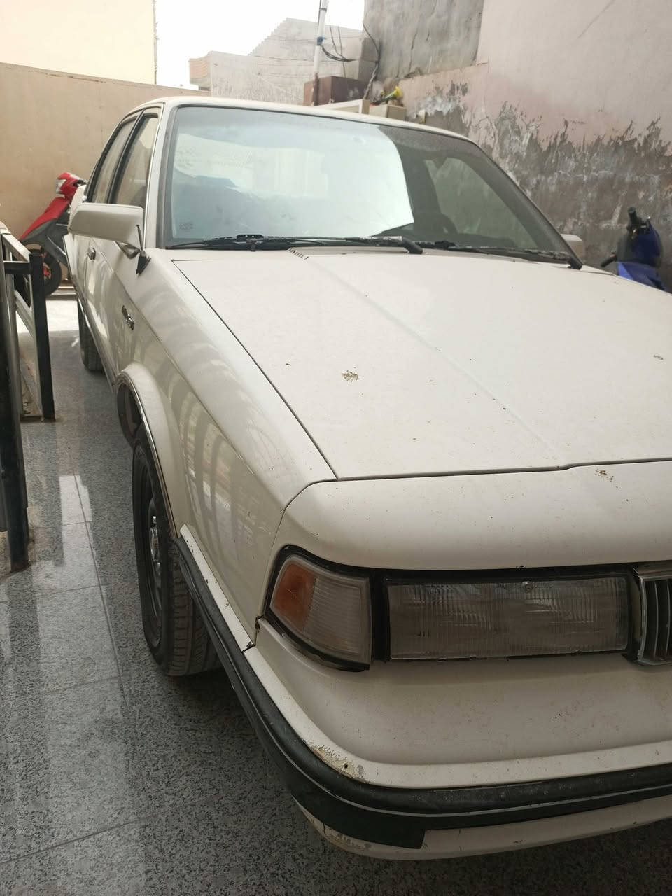 السلام عليكم اولدز 1990للبيع
مكينه كير صدر تخم تاير تبريد شاشه سنترلك دبل فيتبم بدون نقص سعر40$  ***********
