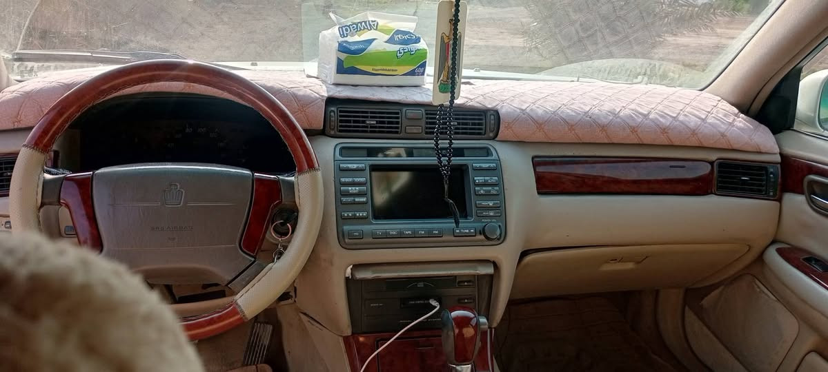 سلام عليكم سياره ملكه للبيع رقم كركوك قرار 48 سياره دكمتين حداديته حلوه تخم تاير جواه جديد راعيها موجود بغداد سياره بيه كصه قماره منضومه غاز السياره بيه  السعر 90 العنوان بابل الشوملي مراوس الراوس
***********.
