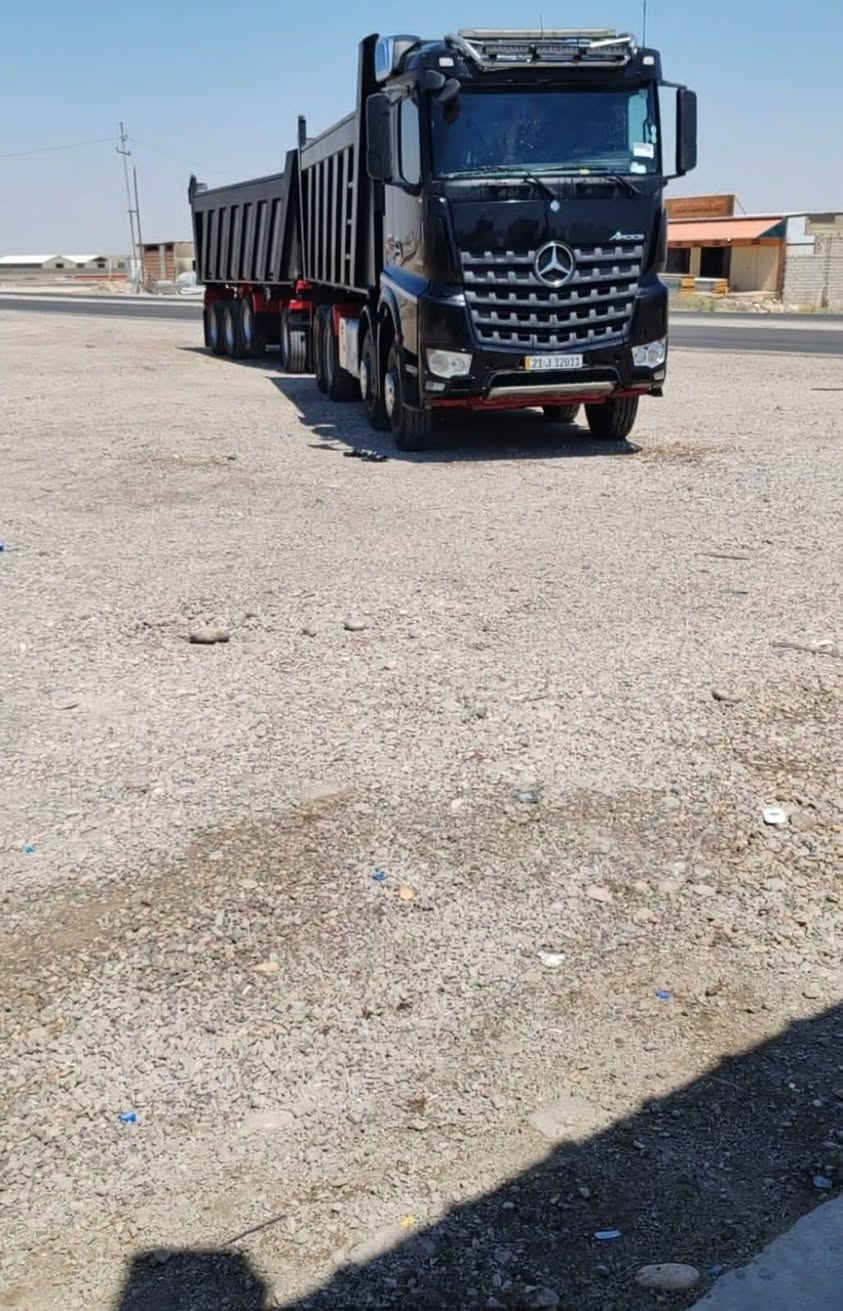 السلام عليكم للبيع قاطرةومقطورة وحش مرسمة ٣لوحات موديل ٢٠٠١٨محرك٦كورات مكفولة كفالة عامة تحويل مباشرالتصال١٢٩٤٠ ٠٧٧١٠٧// ***********
