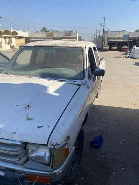 سلام عليكم بيكم. تيوتا مديل90 رقم كربلاء صدامي  مكينه وكير خير من الله  حداديته. سياره. حلوه ونضيفه. داخلها نضيف سعر18 وبيههه مجال *********** راعيههه ما اندله اكفلك سرقه. وعشائر
