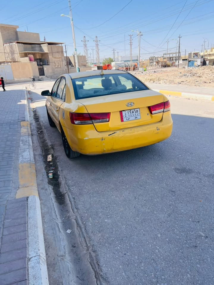 السلام عليكم 
سوناتا 2007 وارد امريكي 
سنويه 2029
 مكينه 2400 سياره حلوه جاهزه سعر 70 مكان السياره السماوه استفسار عن الرقم 
***********

