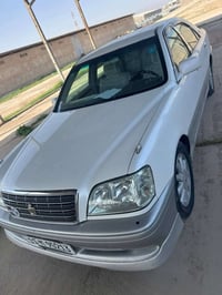 ملكه • ٢٠٠٠ • نجف مناذره