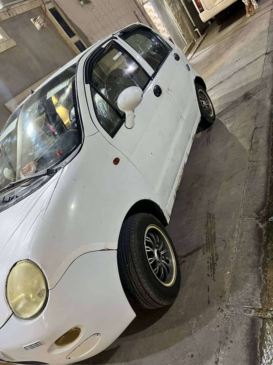 كوكو ١٢ موديل شرط التحويل شرط المكينه والكير بيها كاربون بانزين السعر ٢٥ ورقه والشاري يتصل مكلف بالنشر 
***********
