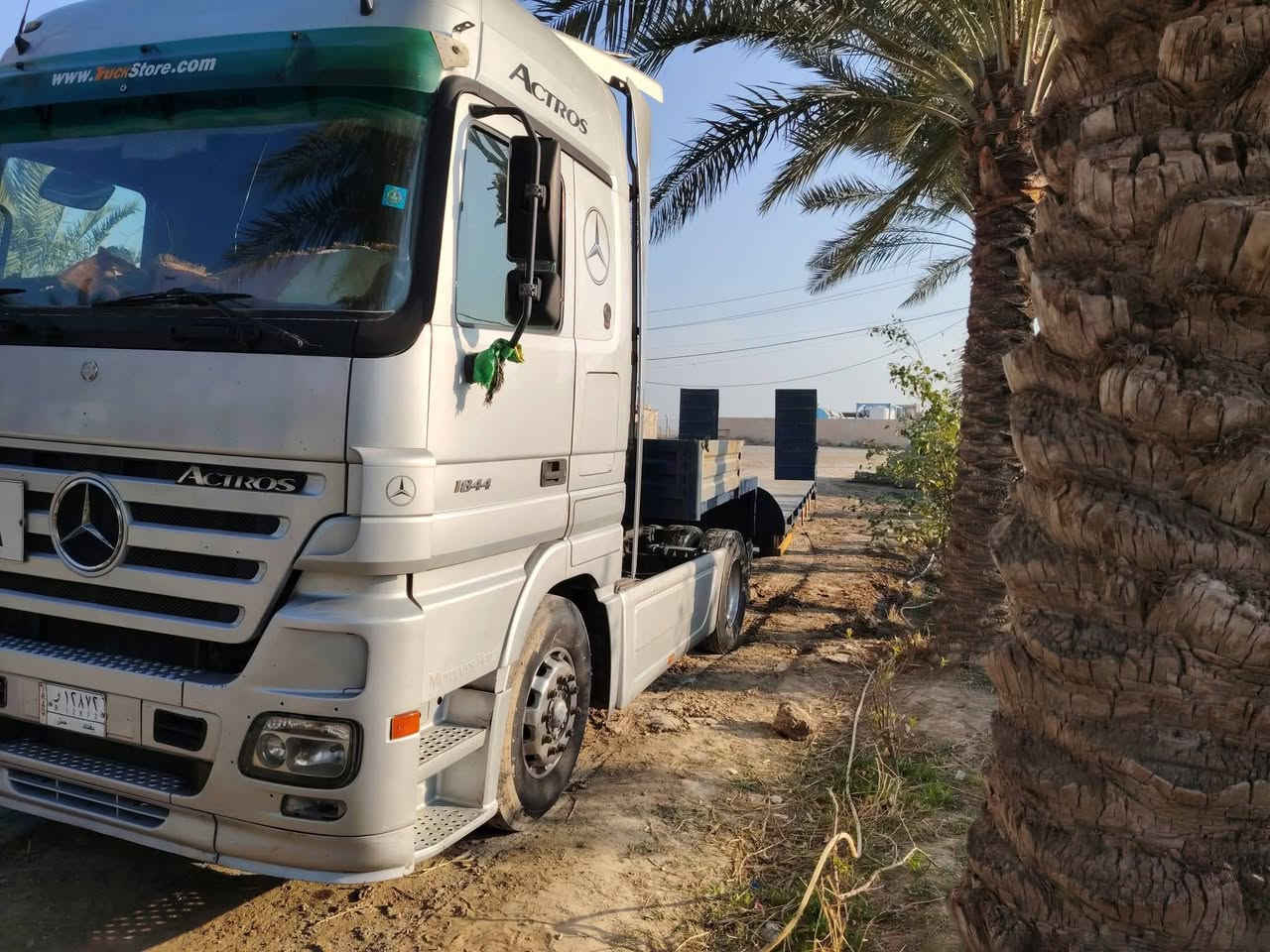 البيع بسبب الوعود الكاذبه اكتروز رقم بغداد  موديل 2004 مكفوله كفاله عامه مسجله بسنويه لودر تريد هيه ولودر تريد بس راس كلشي يرهم بيع مسعجل رجاه ل موشراي لايتعبني وخلي اشوف الحجي تريد تشتري خابر وبيك خير ودلل 
***********
***********
