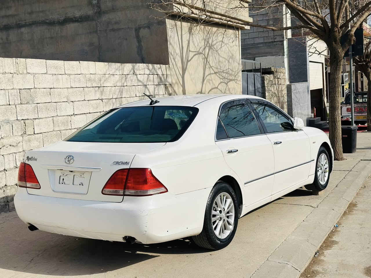 سەرەتا بەناوی خوا 
بڕاوە بڕاوە✅ 
سعری ٤٩ گەڵا معامەلە  
شاهینە ٢٠٠٥ بۆ فرۆشتن کۆدی هەیە سەیارەکە  
ناو کرێمی فۆرمیکا سور
١١١ هەزار حقیقی ڕۆشتوە  لە تازە داخڵیەوە سێهەم دەستیەتی و هەر لای خۆمان بوە 
بێ دەعم بێ لێدراو بێ قرچ   
مواسەفات سێ دوگمە پەردە سەلاجە تەبرید مەرکەزی سێ پەردە سوکان کارەبا سوکان حەیزەران چوار کوشن کارەبا کوشن سیاحی کوشن خەزن تەبرید برێک هەموی بەسراوە کامل تەجیلو موکەبەرەو ئێمپیفایەر بەشەرت کارەبای کامل مەزبوت    سەیارەی ماڵە زۆر جوانو ڕێکو پێکە زۆر لە رەسمەکان جوانترە سعری ٤٩ گەڵایە شوێن پیرەمەگرون 
*********** ڤایبەرو وەستئەپی لەسەرە
ئادمین گیان🤍
