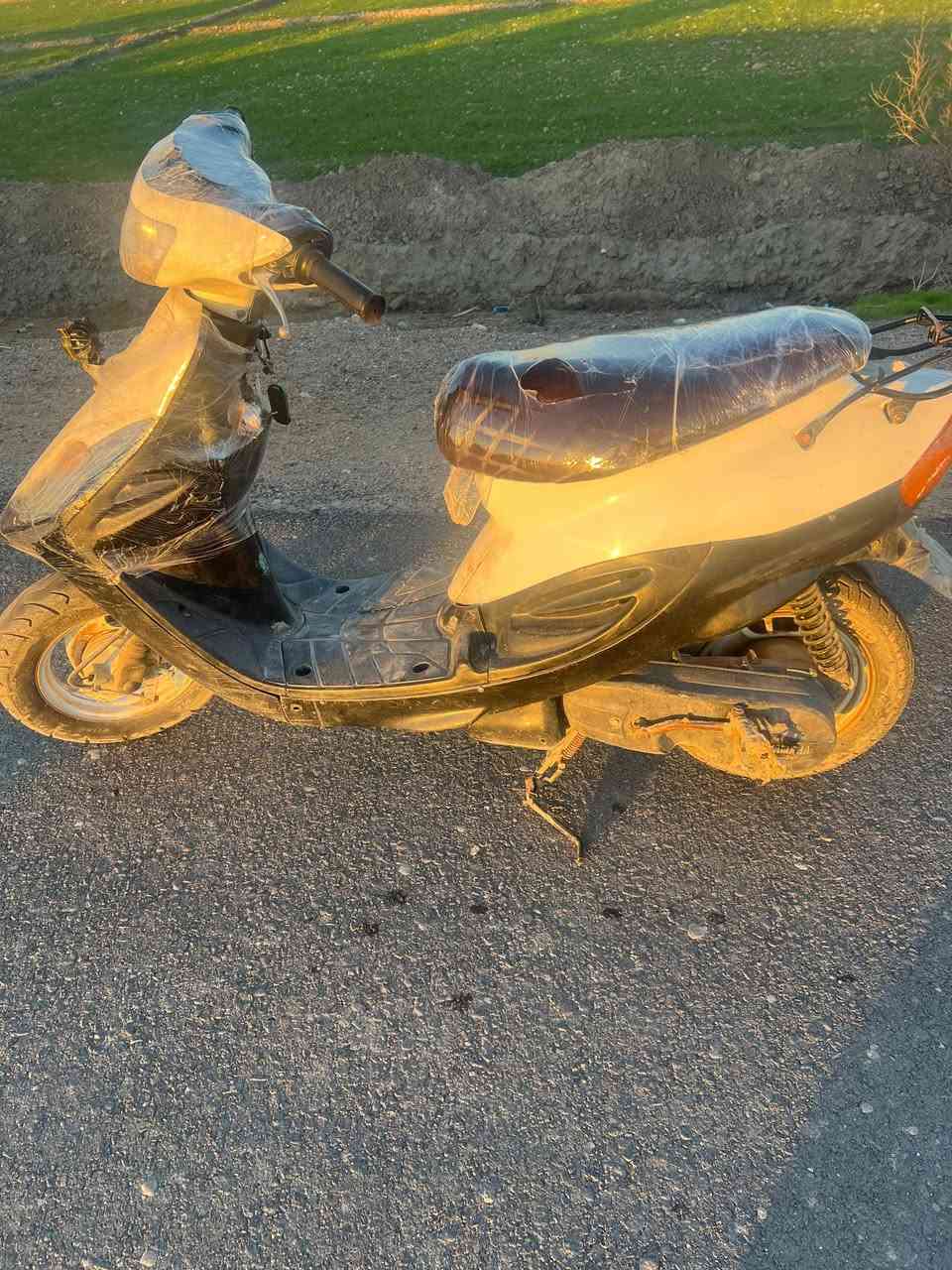 السلام عليكم 
دراجه بيجي للبيع 
السعر 300 وبيه مجال 
الرقم‏ ‪***********‬‏
