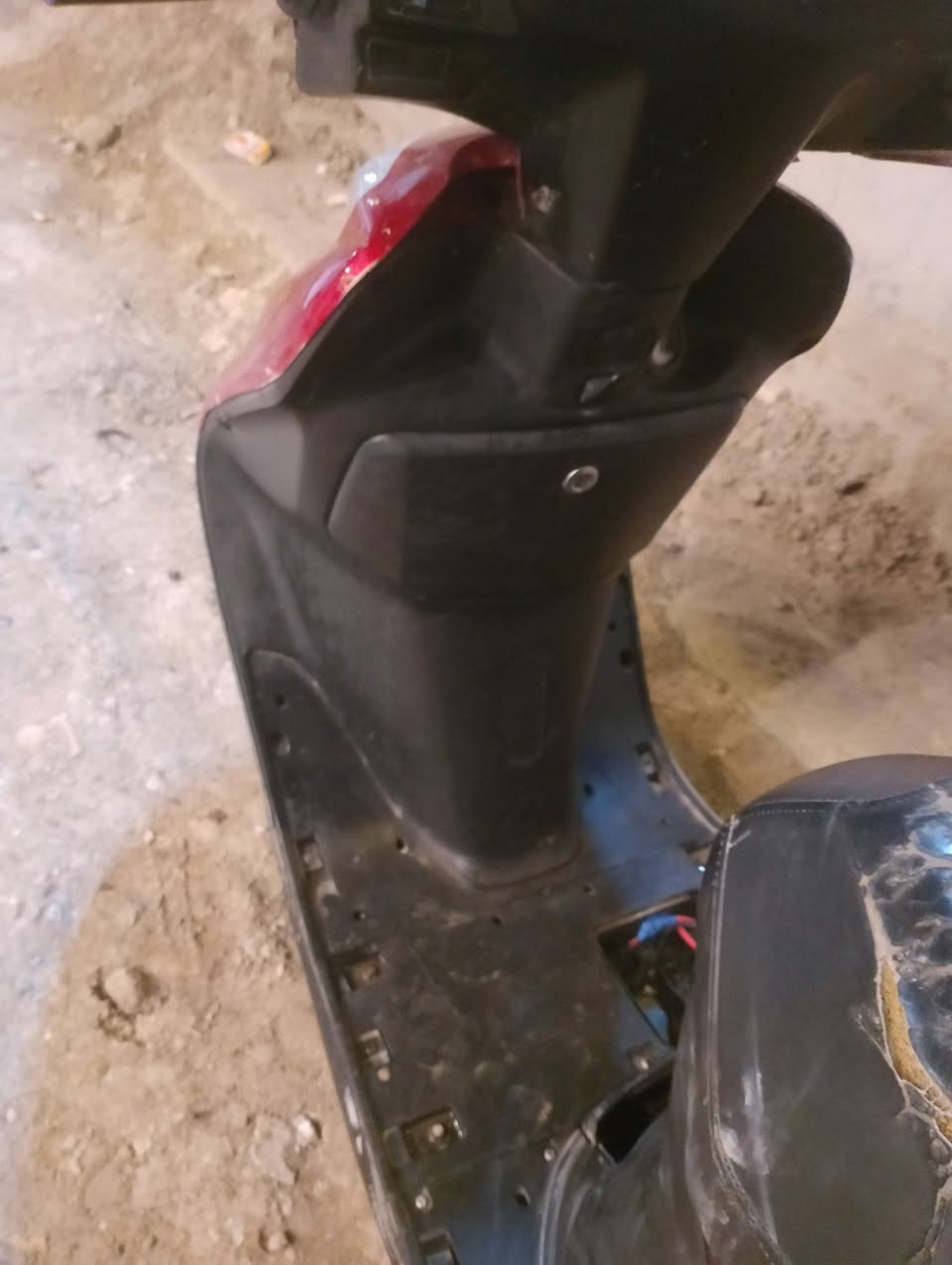 سلام عليكم شباب
عدي دراجه اسبيسي دراجه نضيفه من محرك ومن كفرات 
وكلشي شغال بيه الكهربائيات والسلف نكره بكل وكت درجات حلوه ادك معدل 90 دراجه فول 
سعره 250 وبيه مجال حك الجيه 
هذه رقمي وتساب أو رصيد 
وتساب *********** 
مكاني بغداد علي صالح مقابيل منطقه الطوبجي
