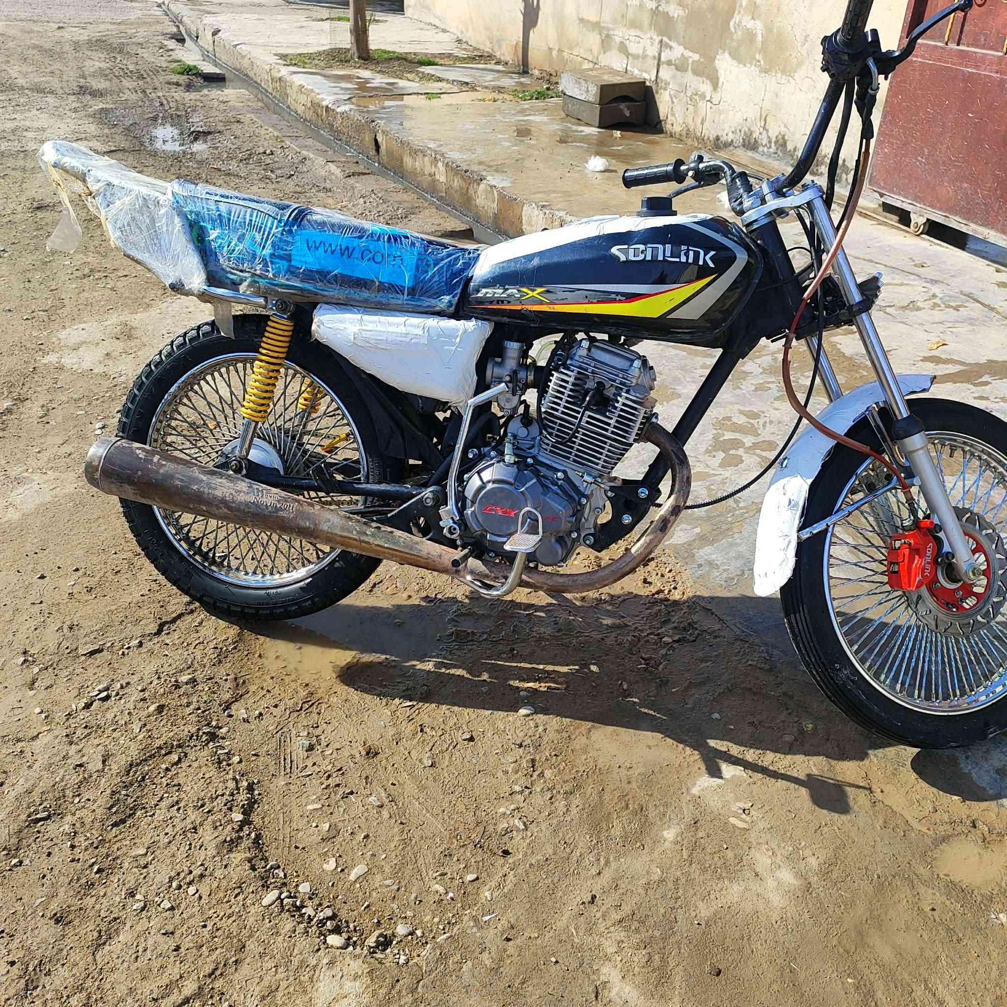 ئەم crxبۆفرۆشتنە مەکینەی 300مۆدێل 2026 بەس ماشەللە ئەوێ سعر775یەک تۆز مەجال شوێن کەرکوک لەیلان ***********
