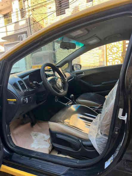 كيافورتي 2017 وارد امريكي صور الحادث بالمنشور
بدون ايرباك
لغد شاصي تكم حوض كفاله عامه
مكينة گير حدادية تبريد على الفحص
حجم المحرك 2000 دوش المرغوب لا تبخير ولا تنقيص  
منضومه غاز داخل الضمان
تحكم ستيرن
شاشة 
كامره دواره 
تدفئه تبريد 
لايتات زينون
مكان السيارة بغداد
رقم بغداد بسمي تحويل ثاني يوم  مصفره هيئه وغرامات
أي استفسار  
***********
