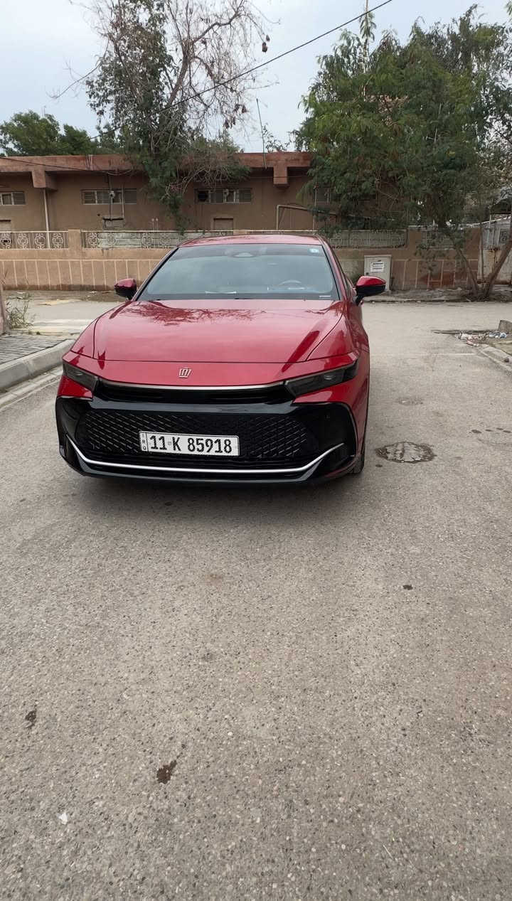 كراون xle 2024 صناعة شهر ال 11 سياره جديده جداً ماشي 6 الاف فقط مكانهه بعقوبه رقم بغداد بسمي شخصياً تحويل مباشر
السعر 325 قفل  
سياره بيهه بارد  اصبعين فقط كل غراضهه نفسهن راجعات صور امريكا بلتعليقات
*********** 
السعر مكتوب و الحادث نازل و صور السياره كدامك كلشي واضح
