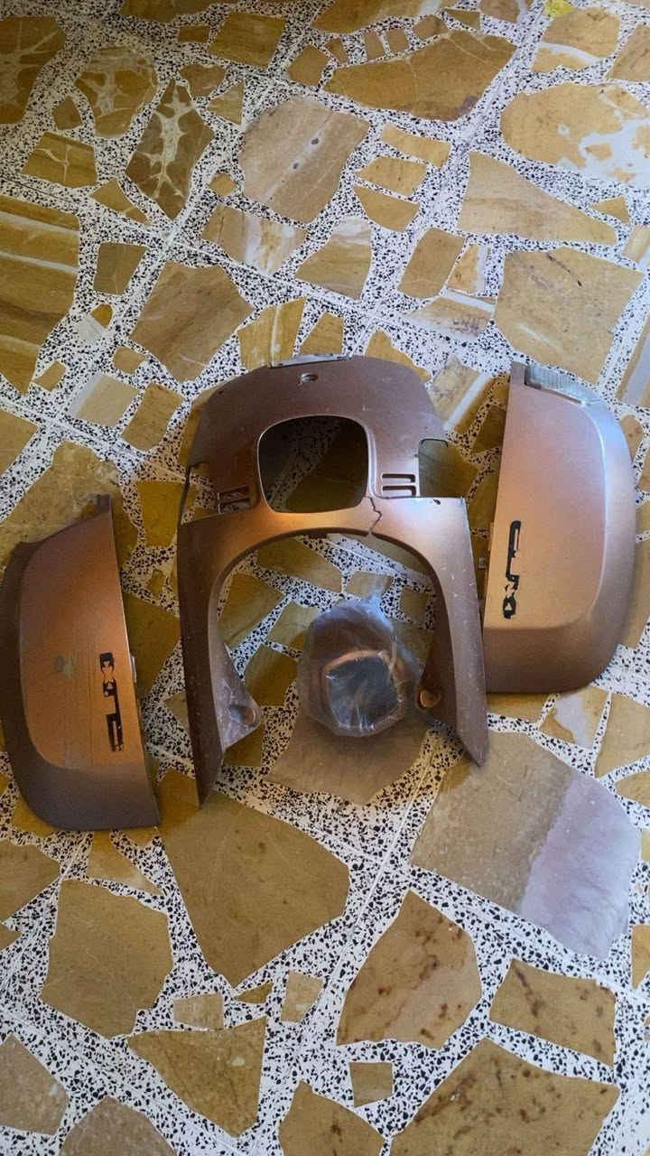 كفرات بوليسي للبيع بلاديات سمائيات كلهن ختم واحد وكاملات وجوزي هم ختم واحد بس بي كسر مكاني بغداد 
***********
