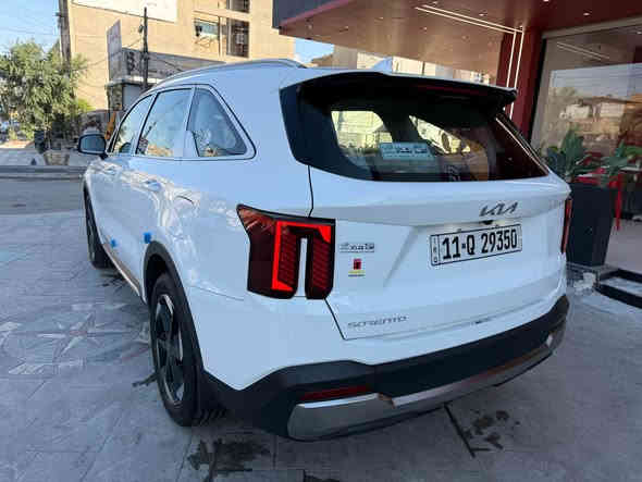 السلام عليكم سورنتو 2024 ضمان الدوليه   
ويل19 مرقم بغداد بسمي ماشيه 5 الاف
مكفوله من الضربه ول صبغ ول بارد 
بيها رصعه واضحه بل صور فقط
4 سلندر 7 راكب 3 قطع تبريد بنوراما
شاشه متصل عداد اكتروني 
كشن كهرباء جنطه كهرباء  
تحكم ستيرن مثبت سرعه 
شاحن وايرلس لد نهاري 
 بصمه عدد 2 السياره وضع الزيرو بعدها بل نايلون 
 تشغيل عن بعد 
مكان السياره بغداد الكرخ 
*********** بغداد
