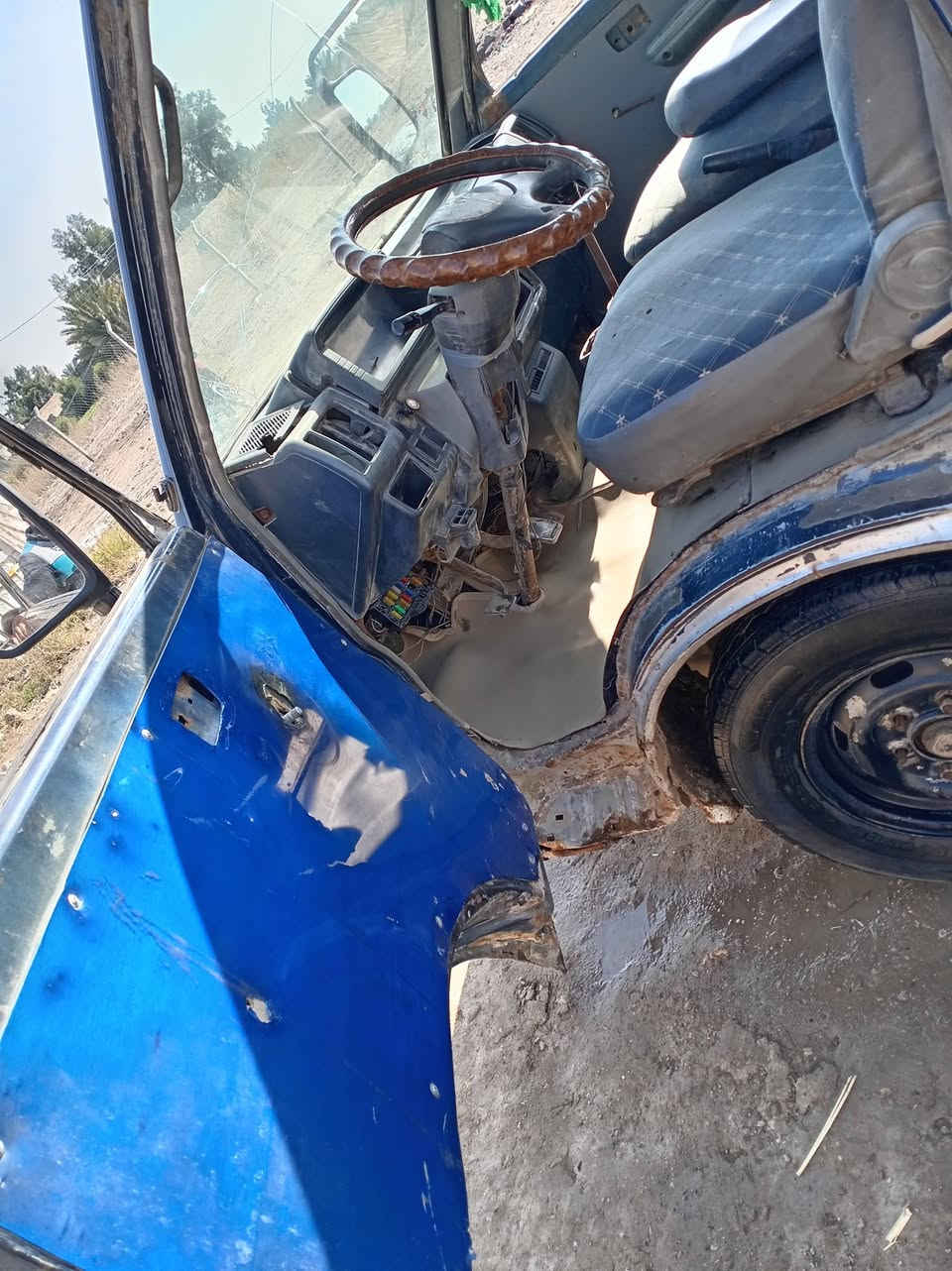 سلام عليكم كيه بسته موديل ٩٥ رقم بغداد الماني محرك وكير وكسل وحداديه كله جديد دوشمة كاعيه اوكشنات جديد لسعر ١٣ مكان السياره بابل *********** الشراي يتصل وبيه خير ويدلل
