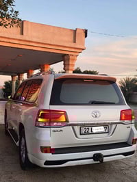 للبيع لاندكروز موديل 16  بريم اصل ام DVD رقم اربيل بسمي مكفوله   07718...