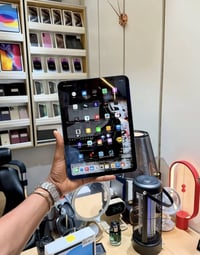 ايباد ١١ • ٢٥٦ • بطاريه ٩٩