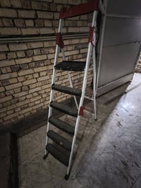 ٣ درج • قفل • عفش