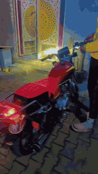 سلام عليكم شباب دراجة حلوة سلف هندر نكرة وحدة كهربائيات كلهةة شغالة صدر شغال موديل 2021جديد نضافة 95/100 دراجةشلعة او معدل مال سغل لا نضوح لا تبخير لا اتنقيص دراجة خير من الله السعر 550بيهة مجال مكاني/ حي اور /او مدينة الصدر ***********
