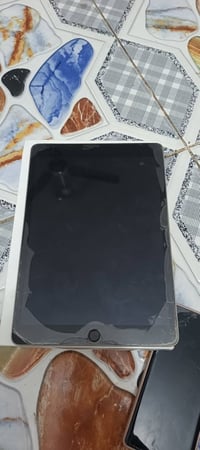 ايباد • للبيع • سعر مناسب