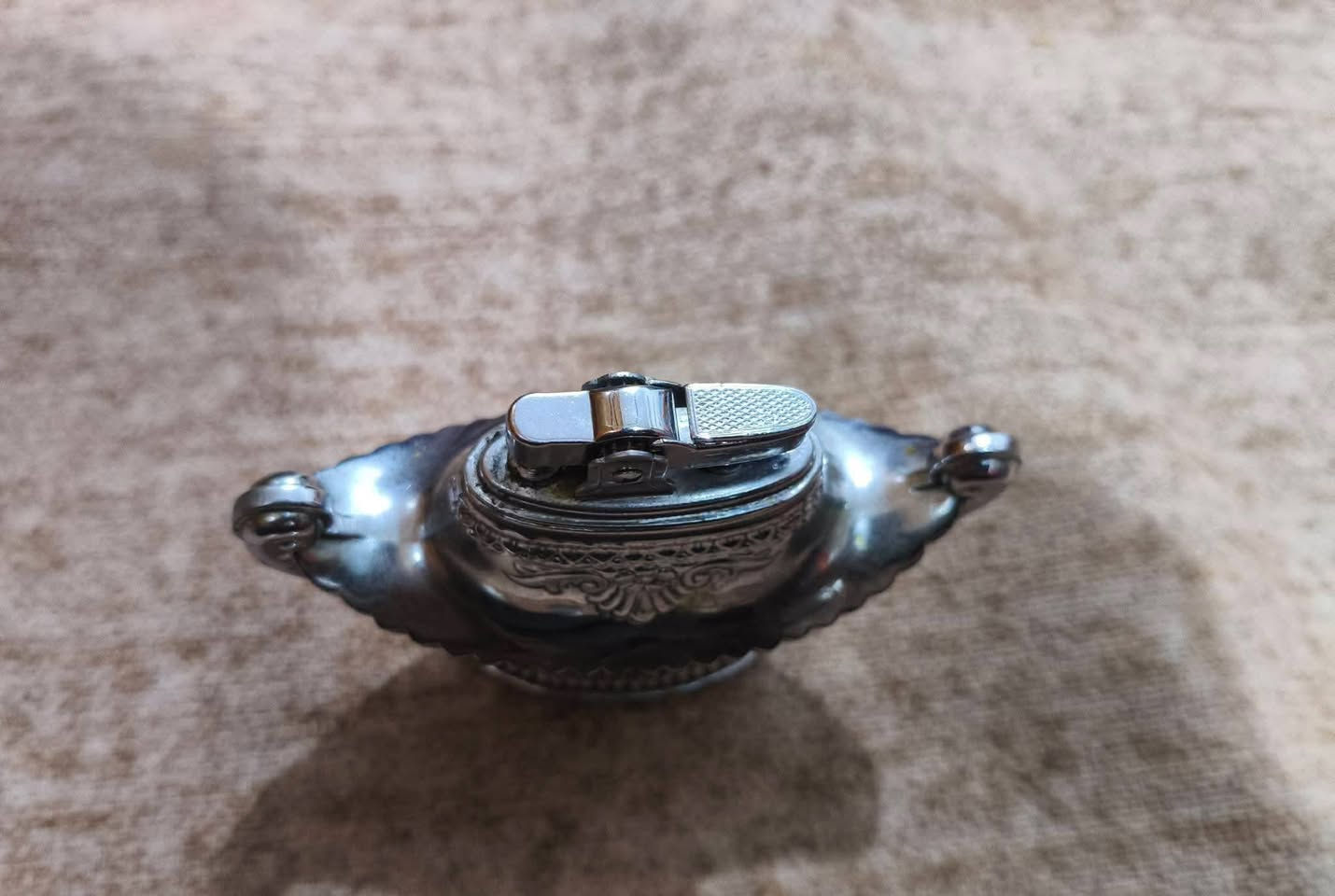 قداحة. انكليزية.   
شكل فانوس  مميزة
نضافة ممتازة 
سعرها.    25$


**إذا كنت صاحب هذا الإعلان وتريد حذفه لأي سبب، رجاءا أرسل رسالة إلى الدعم الفني**
