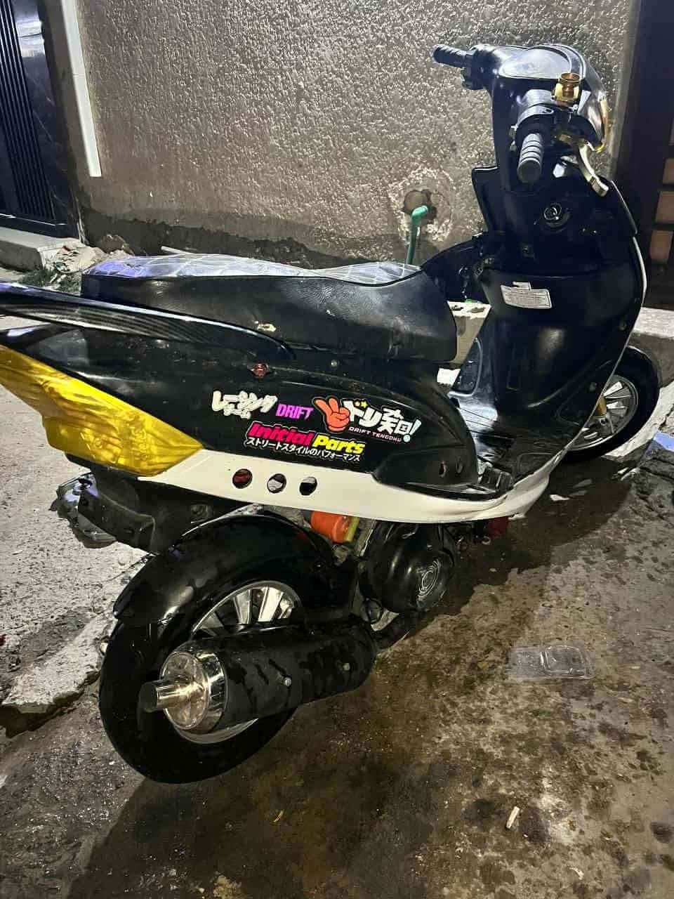 ماكس عدله ياباني للبيع
مكينه ٥٥ ناعمه لا تنقيص ولا تبخير 
بيهه كلچات كوسو 
شيال كرزي 
ويل رياضي 
كلچات كوسو 
يدات رياضي 
قبق عمبار
وصدر ذهبي وفچ ار بي ام اصلي  ما شاده انطيك اياه وياها 
كهربائياتهه كلهم شغالات نكره بكل وكت 
سعره 450
مكاني كربلاء


**إذا كنت صاحب هذا الإعلان وتريد حذفه لأي سبب، رجاءا أرسل رسالة إلى الدعم الفني**