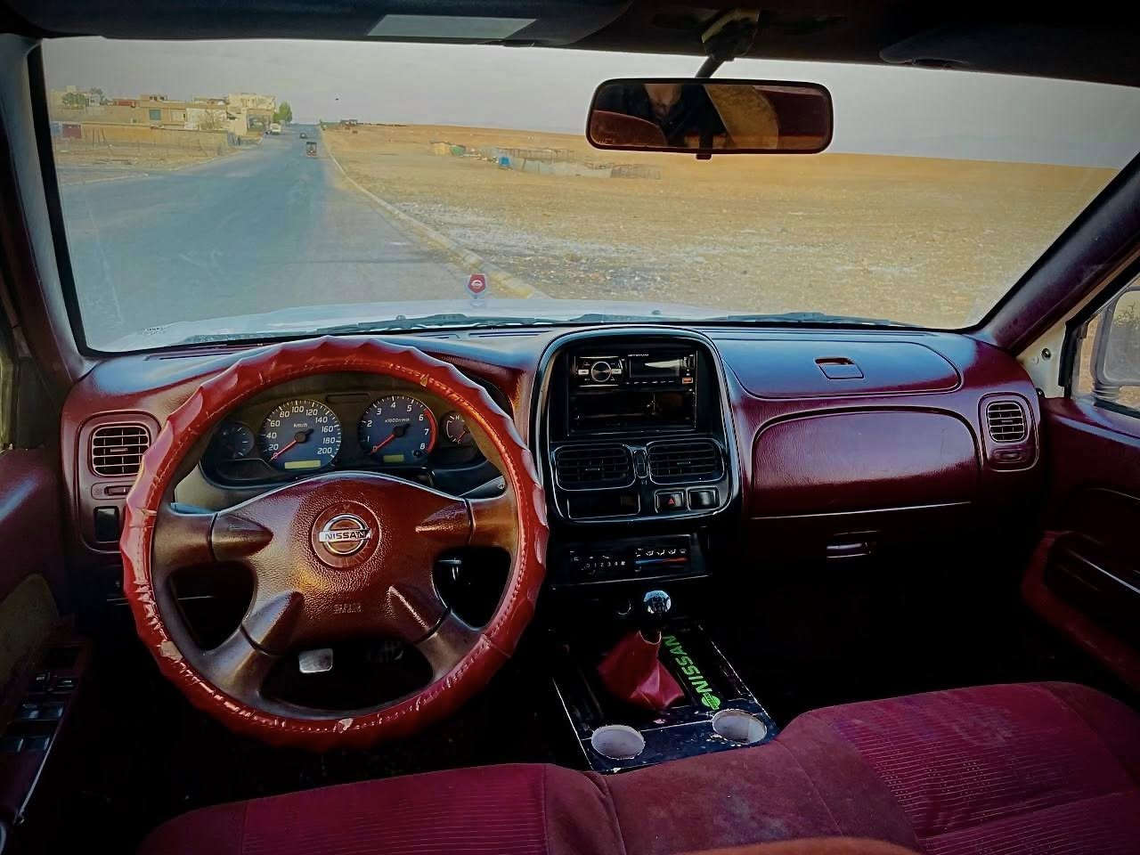 نيسان  2007  دوبةي براوة 
ناوسوربةخ دةبل گچ جام كارةباي 
کۆنترۆڵ
چوارتايةي لوك لوك گيرو مةكينةو تةقةو رةقةي بةشةرت  بي دةعمو ليدران مالي دوست
نرخي  61   وةرةقة
ژم   ***********
كورةك  ***********
