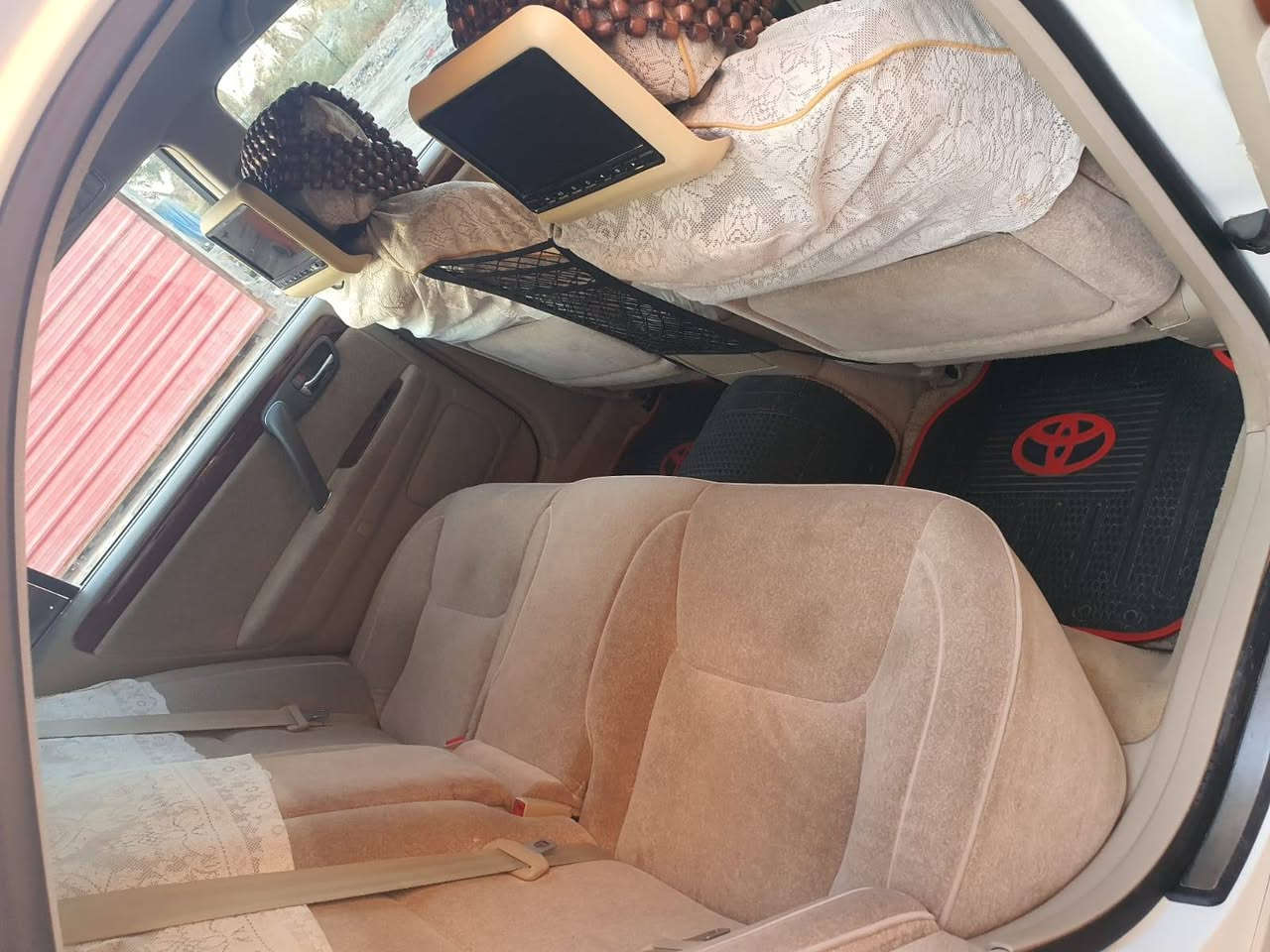 سلام عليكم جنون لبيع اولان ادوات متومه طبق الاصل وين ما تريد تروح بيه سنويه ورقم طبق الاصل اربع دكم تبريد قطعتين ديفور جبير ثلاجه وبرده كهرباه سياره كامله من كلشي ما نقصه برقي دخول جديد سياره ستخدام شخصي مديل 99،،،،،، سعار 77 وبيه مجال كلاش بصيط سياره متعوب عليه ومال جناي ***********
