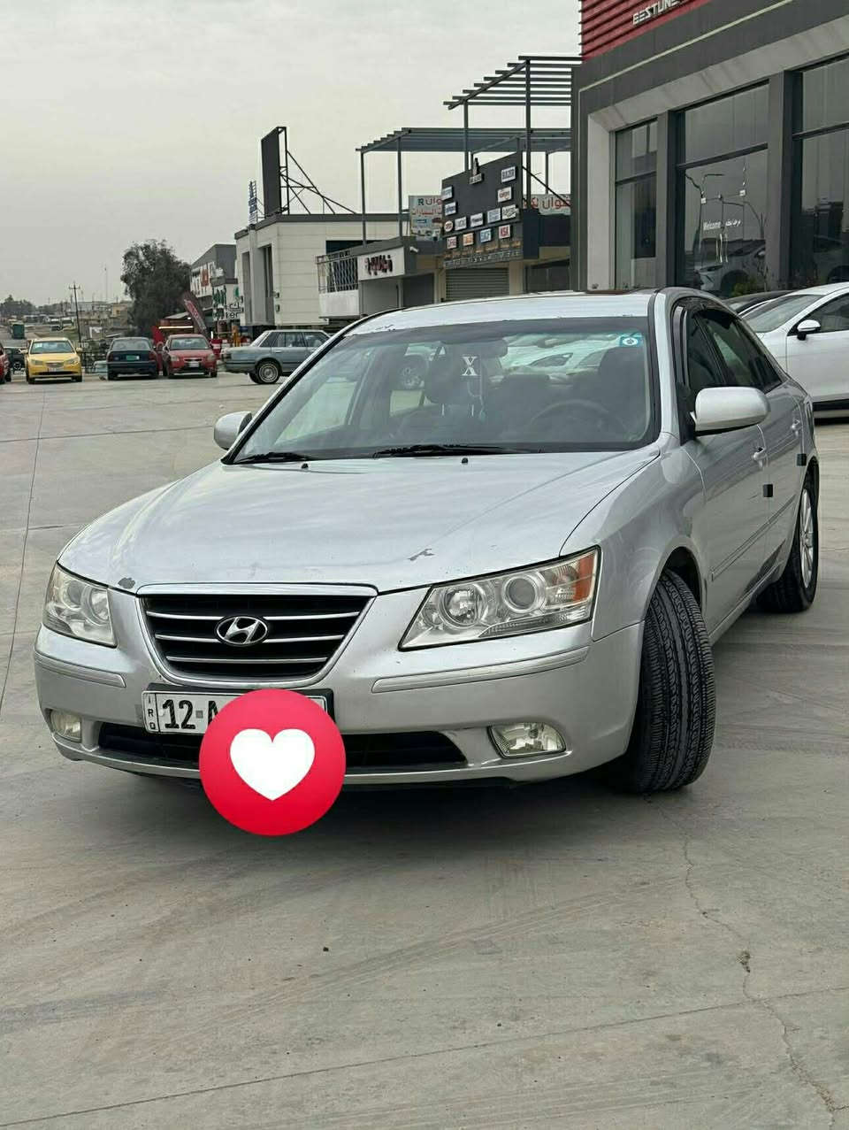 السلام عليكم للبيع
 هونداي سوناتا  امريكي 2009 محرك 3.3 سلندر 6 كير توماتيك رقم نينوى صاحبها هوا الشرعي بدون ضرر بدون صبغ بدون تبديل مكانين بارد فقط وشويه تقحيلات مثل ما واضح بالصور بخ حافة بوند جماليه كلشي وضع شركه وكلشي شرط محرك كير طخم تبريد 
العنوان 

الأيسر - منطقة النبي يونس 
السعر 127 ورقة 
للأستفسار أكثر خاص


**إذا كنت صاحب هذا الإعلان وتريد حذفه لأي سبب، رجاءا أرسل رسالة إلى الدعم الفني**