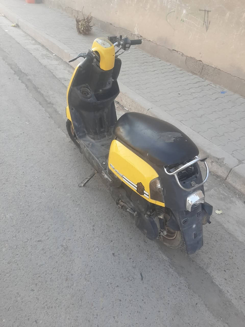 بوليس بيع او مراوس سعر400مكاني بغداد حي النصر***********
