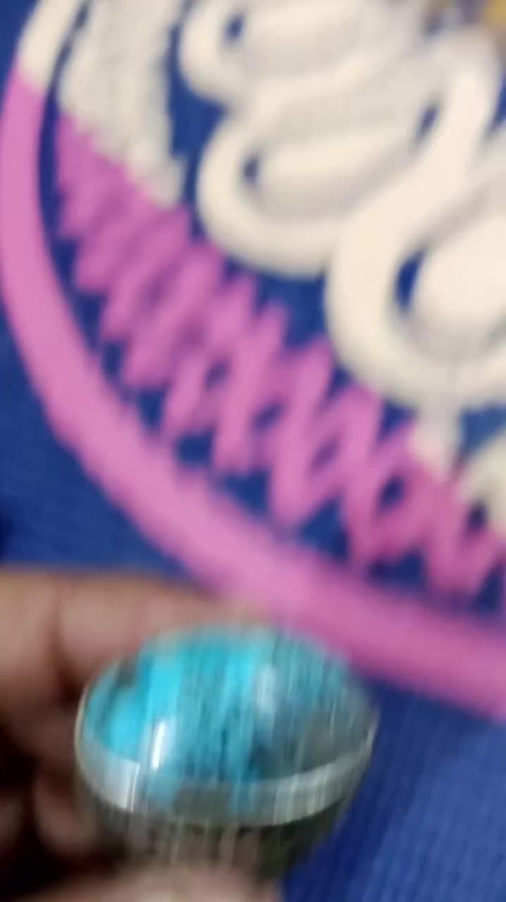 السلام عليكم محبس فيروزج تم نيشابور اصلي بس الفضه عيار 800 ايراانيه حجم الحجر 4سنتم حجر خشن للبيع او مراوس مكاني بغداد سبع اقصور ***********
