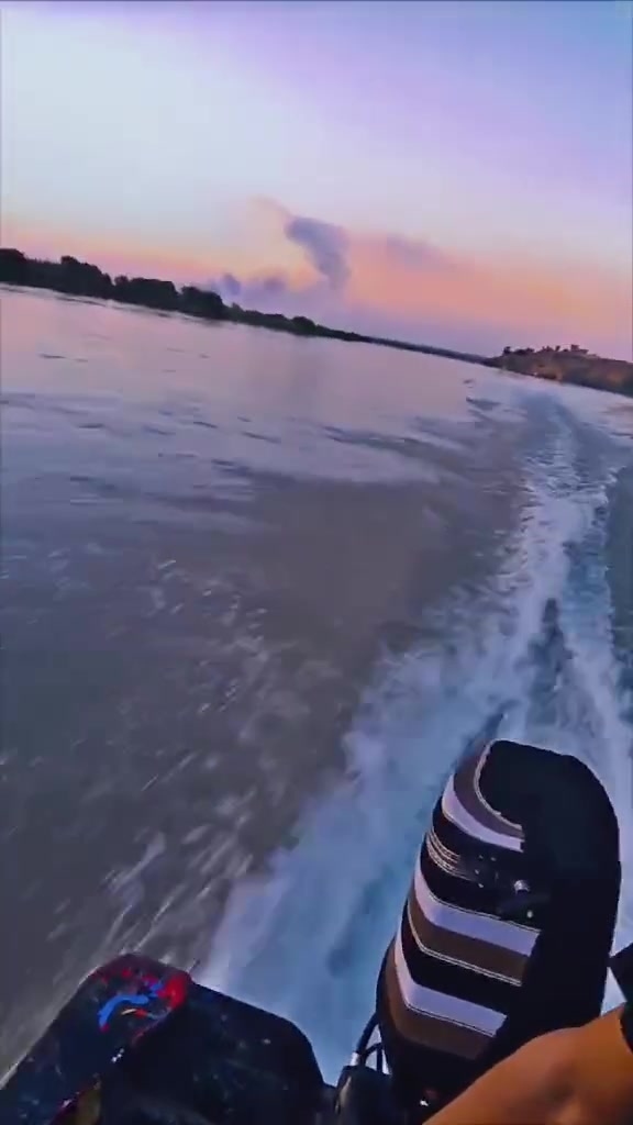 السلام عليكم ورحمه الله وبركاته مكينه البيع 50 اجدي عله الفحص شرط نضيفه حيل ***********
