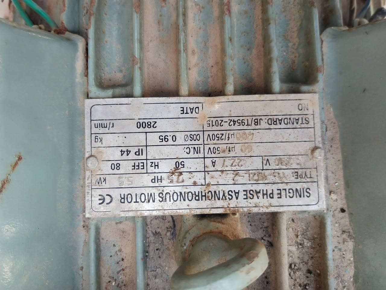 سلام عليكم
ماطور تاروسي كمبريسر جديد شرط على الفحص
مكان بغداد 
***********
المتواجد الفيس
