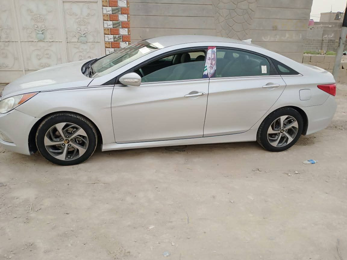 سلام عليكم سوناته موديل 2014وارد امريكي حادث جاملغ الايمن جهت العبري صبغ فقط  رقم ذي قار تحويل ثاني يوم سنويه لغاية 2027 محرك 24000سياره جاهزه من كلشي كير مكينه حداديه كهرباأيات مكانها الناصريه السعر 110 وبيها مجال ***********
